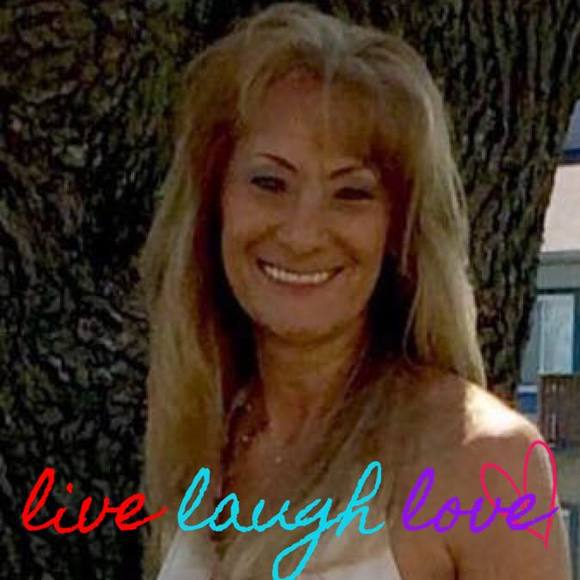 Meet your Posher, Balinda - Picture 1 of 1